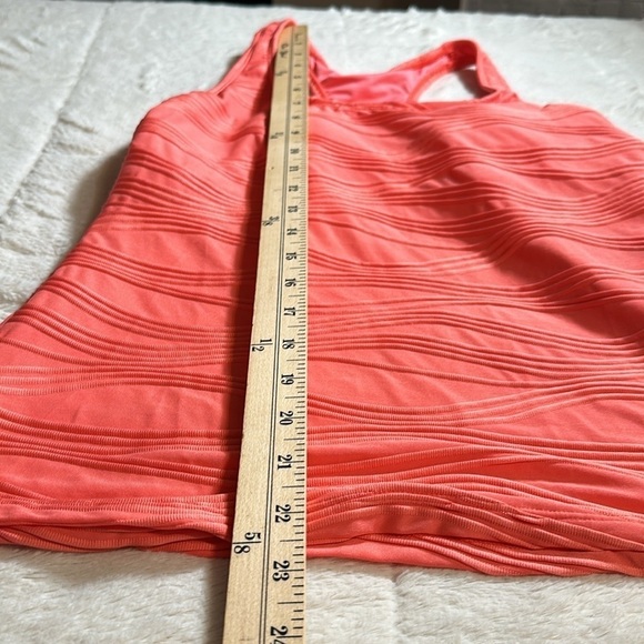 GO GOSSIP Coral Wavelength Textured Molded Tankini Swimsuit Top sz Medium Coral - Picture 8 of 16